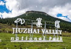 Jiuzhai Valley National Park  Sign.JPG